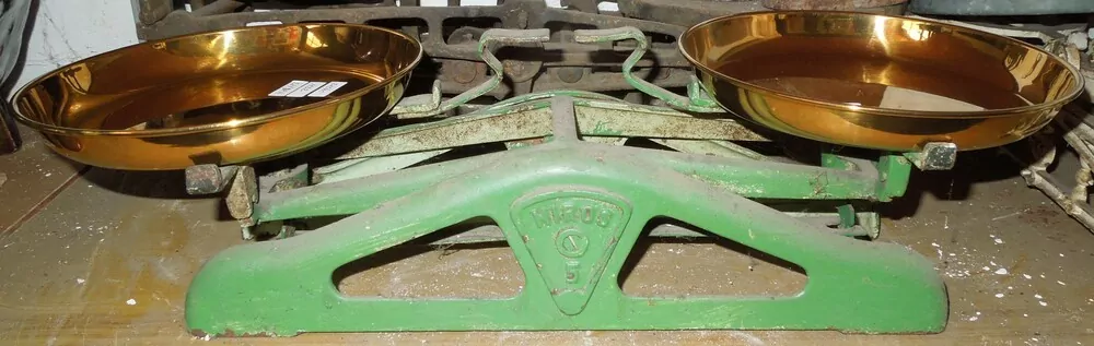 VÁHA VÁHY STAROŽITNÉ