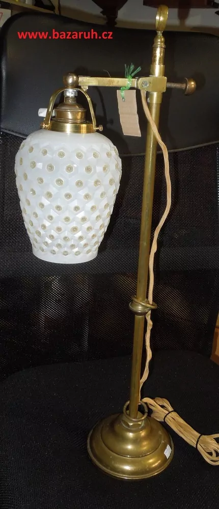 STAROŽITNOST STOLNÍ LAMPA MOSAZNÁ ELEKTRICKÁ