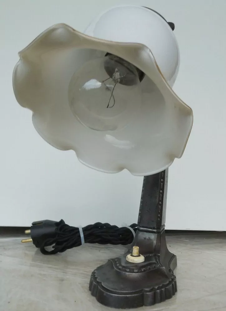 LAMPA STOLNÍ ELEKTRICKÁ