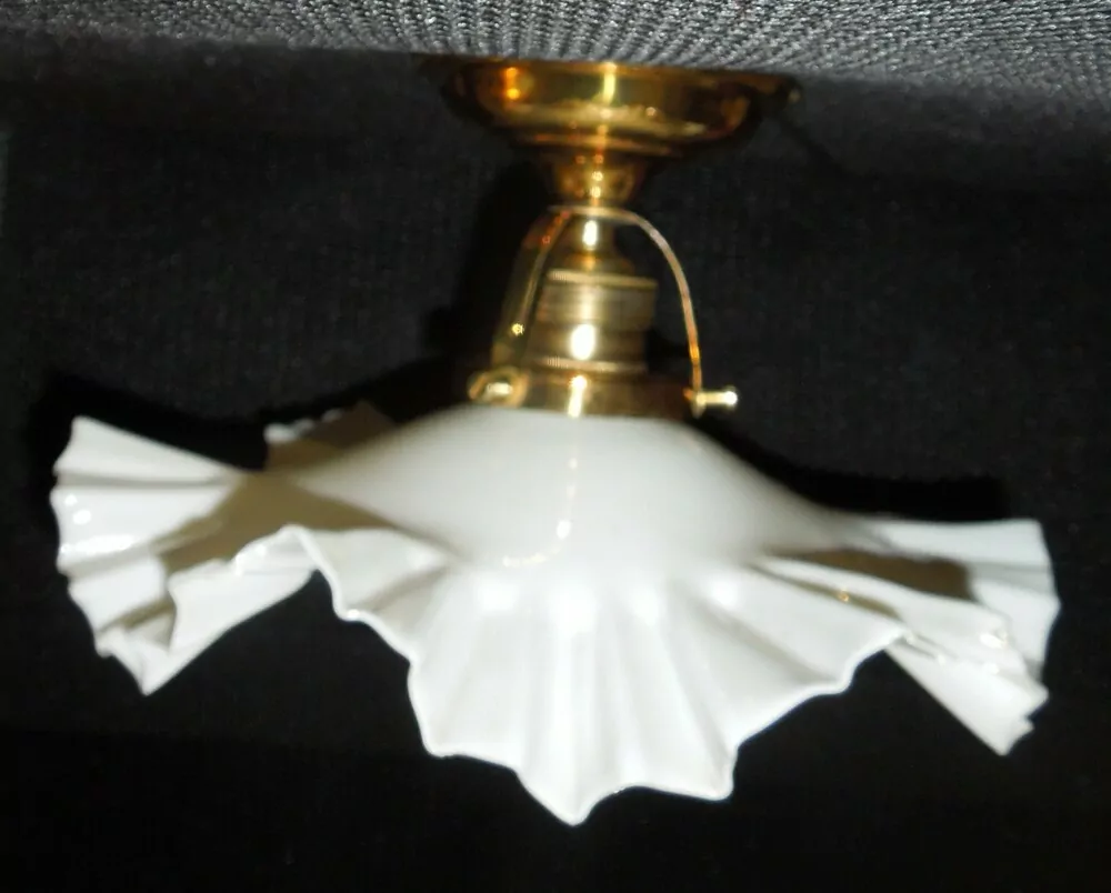 STAROŽITNOST STROPNICE 1 KS LUSTR STÍNÍTKO ŠIRM