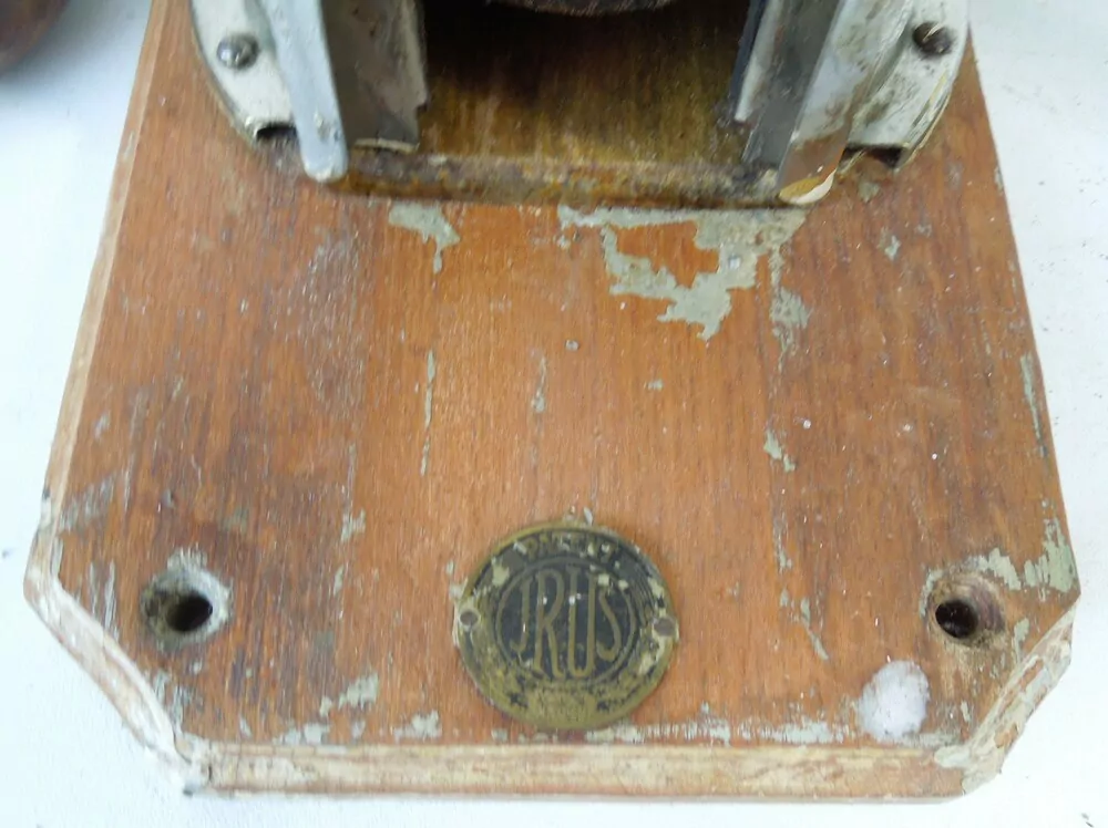 STAROŽITNOST MLÝNEK kafemlýnek, kávomlýnek MLÝNY