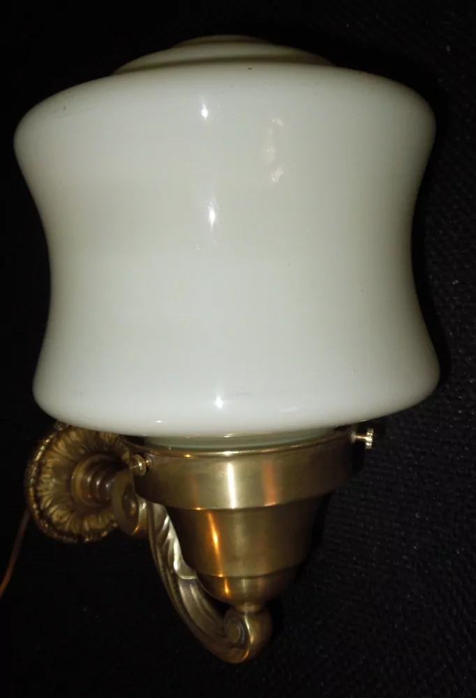 LAMPIČKA NA STĚNU 1 KS NÁSTĚNNÁ LAMPA ELEKTRICKÁ