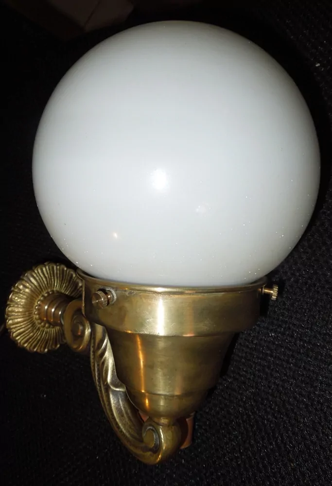 LAMPIČKA NA STĚNU 1 KS NÁSTĚNNÁ LAMPA ELEKTRICKÁ