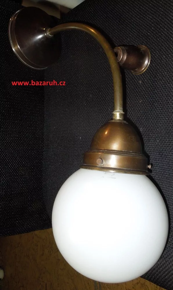 LAMPIČKA NA STĚNU 1 KS NÁSTĚNNÁ LAMPA ELEKTRICKÁ