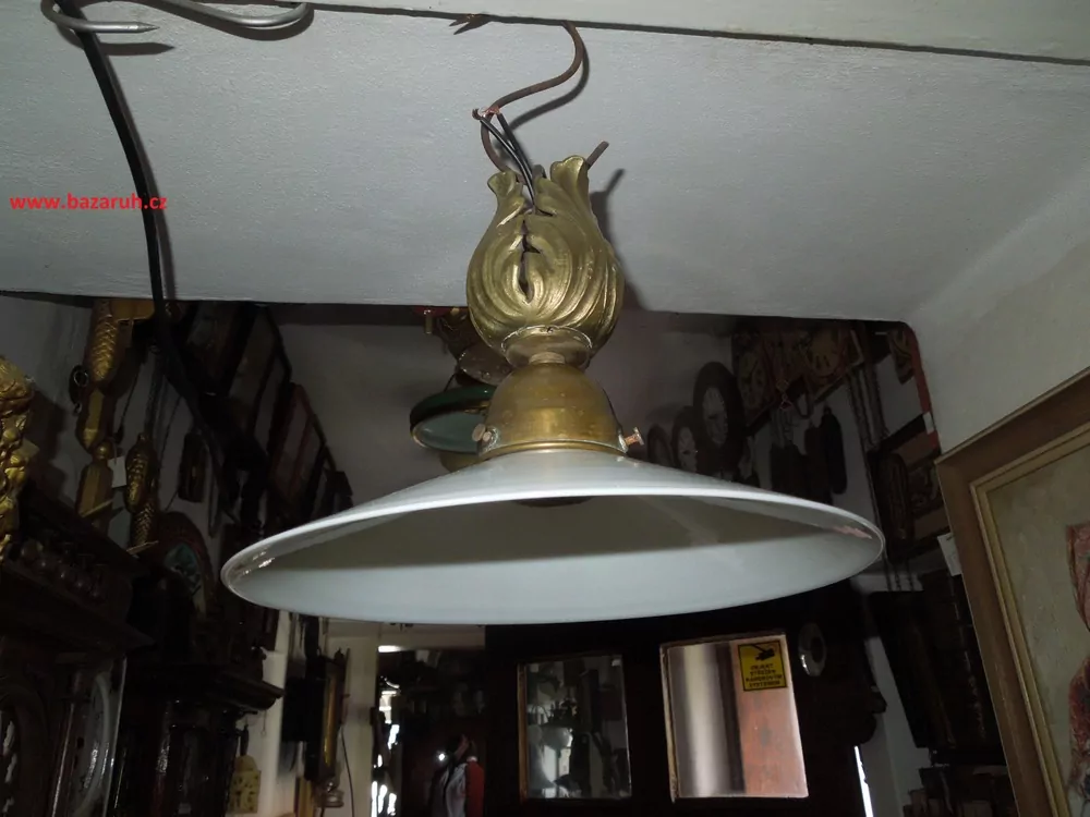 STAROŽITNOST STROPNICE 1 KS LUSTR STÍNÍTKO ŠIRM