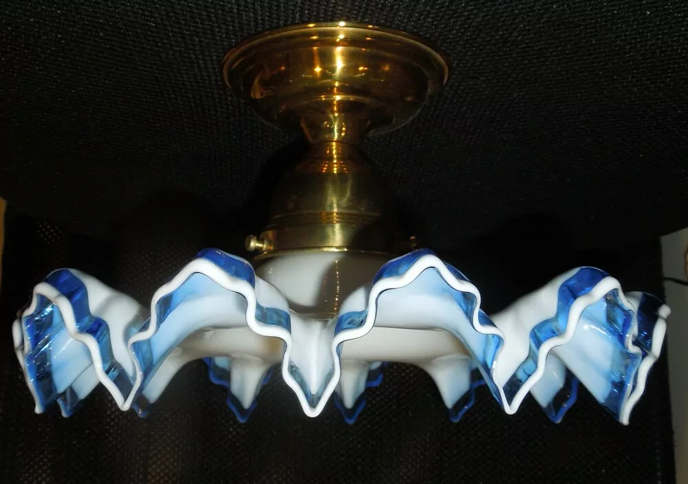 STAROŽITNOST STROPNICE 1 KS LUSTR STÍNÍTKO ŠIRM