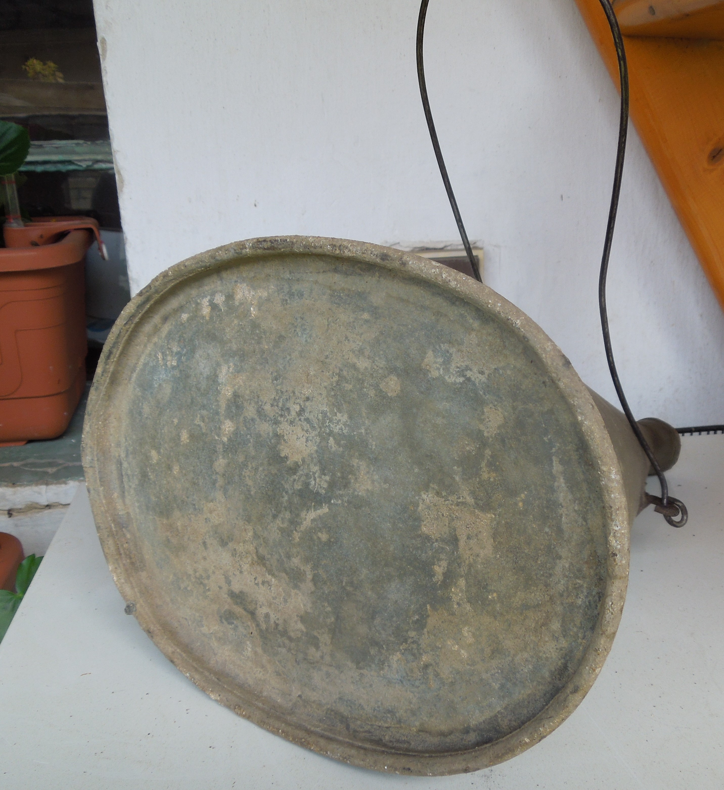 Stará plechová nádoba na petrolej, 34x25x18cm