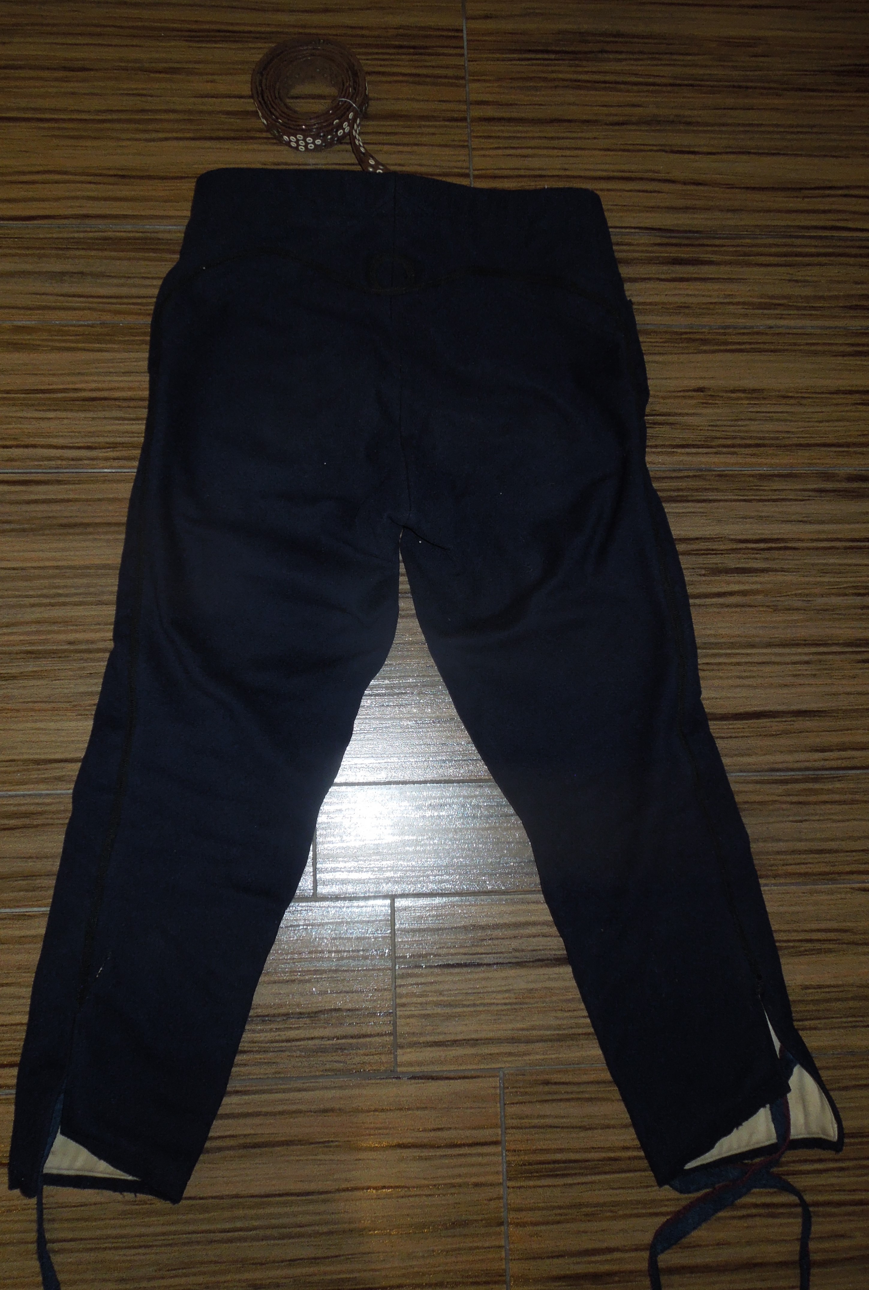 KROJ NOHAVICE, GATĚ , KALHOTY KE KROJI S OPASKEM