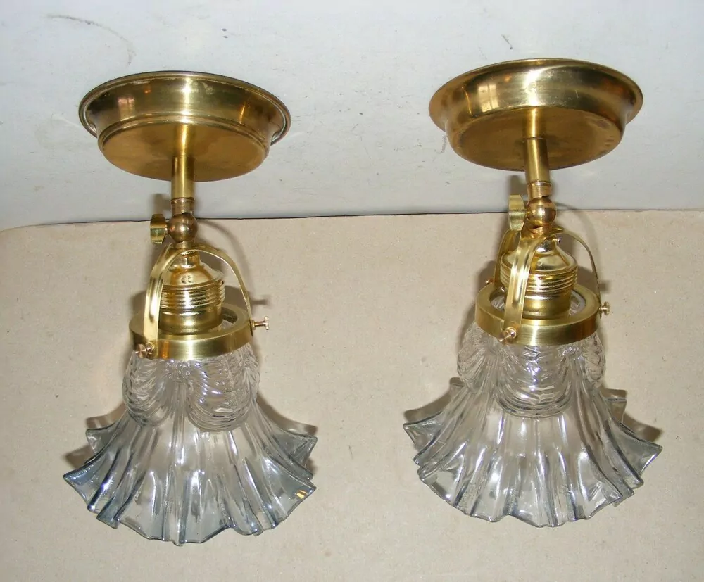 LAMPIČKA NA STĚNU 2 KS LAMPIČKY LAMPY ELEKTRICKÉ 