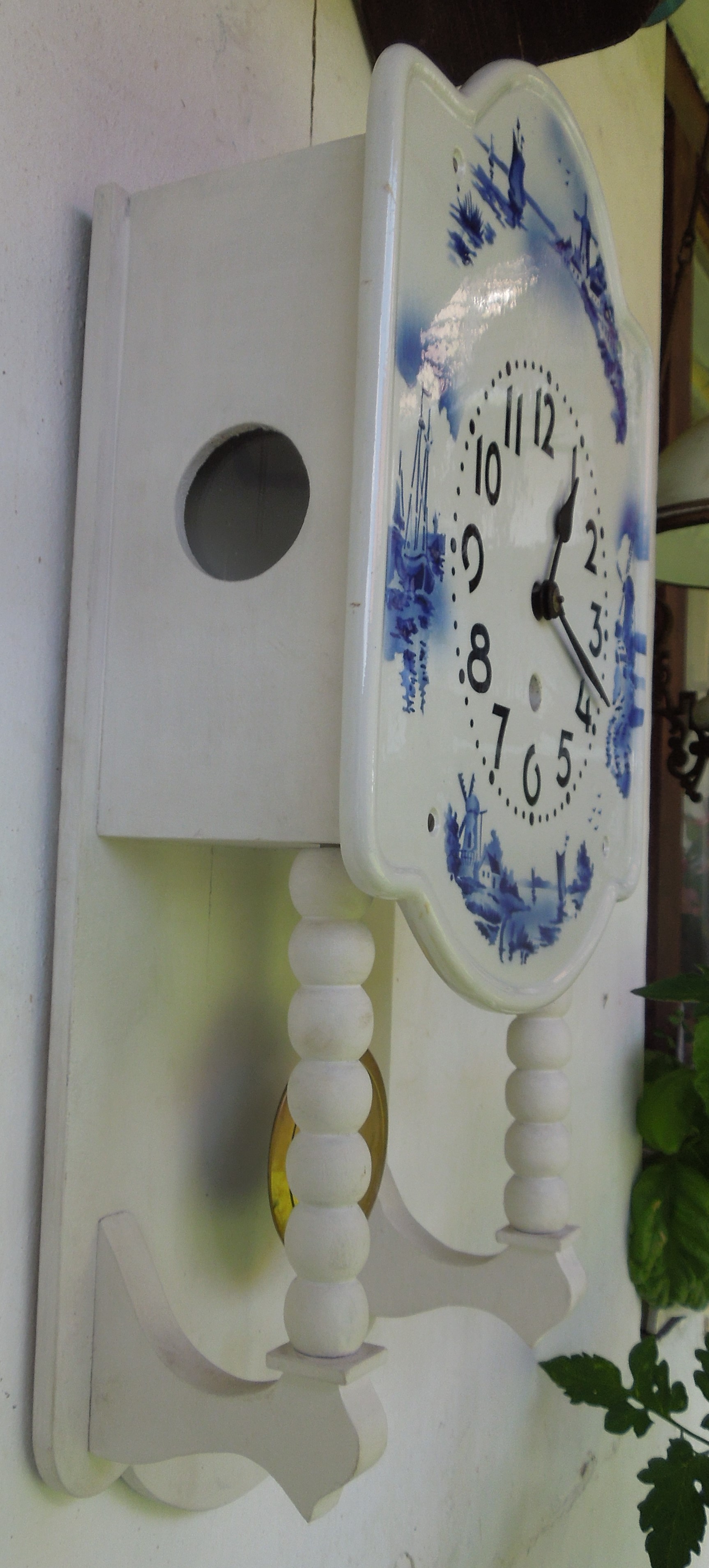 HODINY PORCELÁNOVÉ KUCHYŇSKÉ PORCELÁNKY  MLÝNY