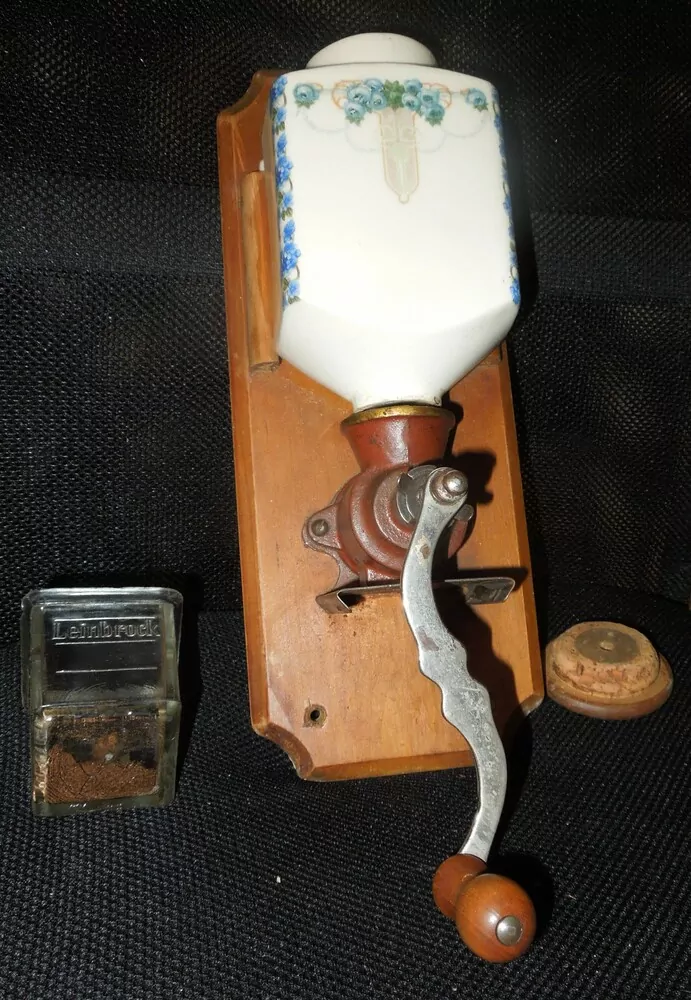 STAROŽITNOST MLÝNEK kafemlýnek, kávomlýnek secese