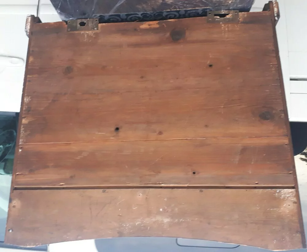 Starožitná polička na zeď motiv BROSKVE