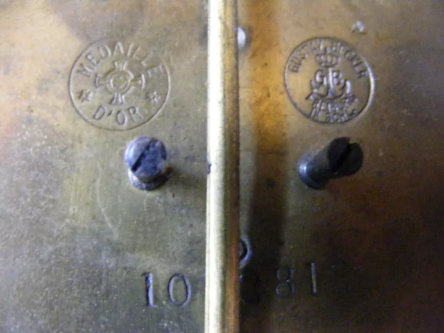 HODINY TŘÍZÁVAŽOVÉ NÁSTĚNNÉ CCA 1890 ČTVRTKY S ŘEZBOU