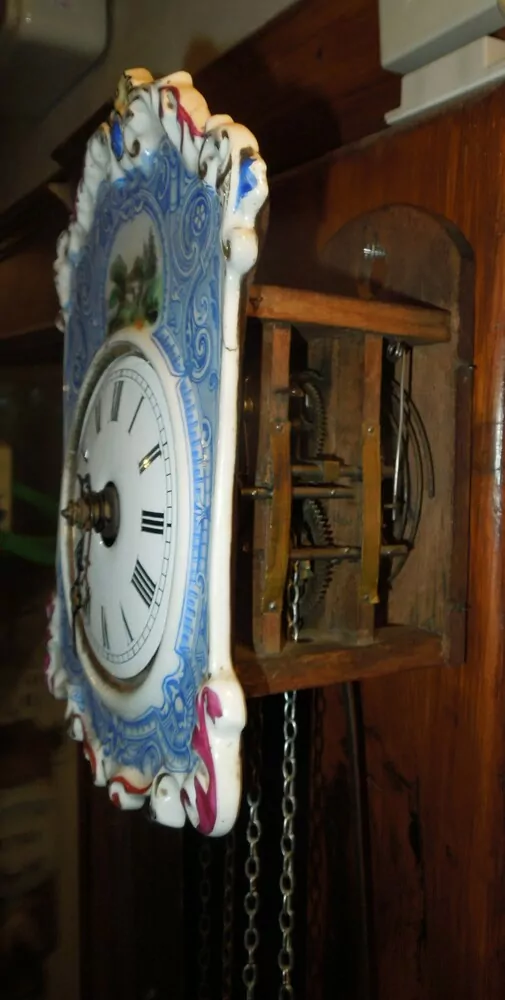 HODINY NÁSTĚNNÉ PORCELÁNOVÉ SELSKÉ