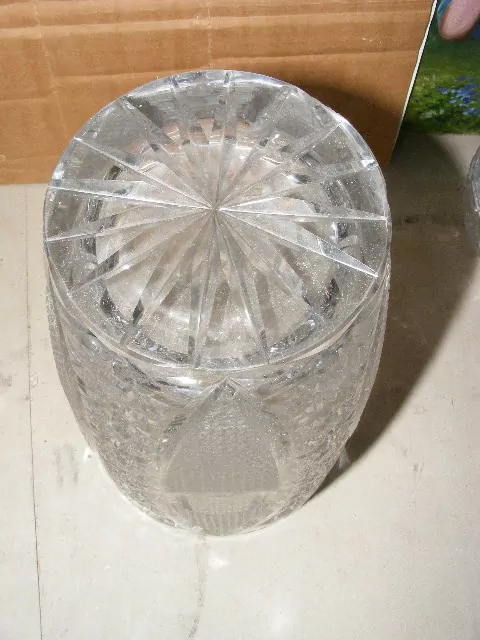 Váza - české broušené sklo