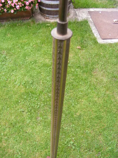 STOJACÍ LAMPA VELKÁ 182 CM