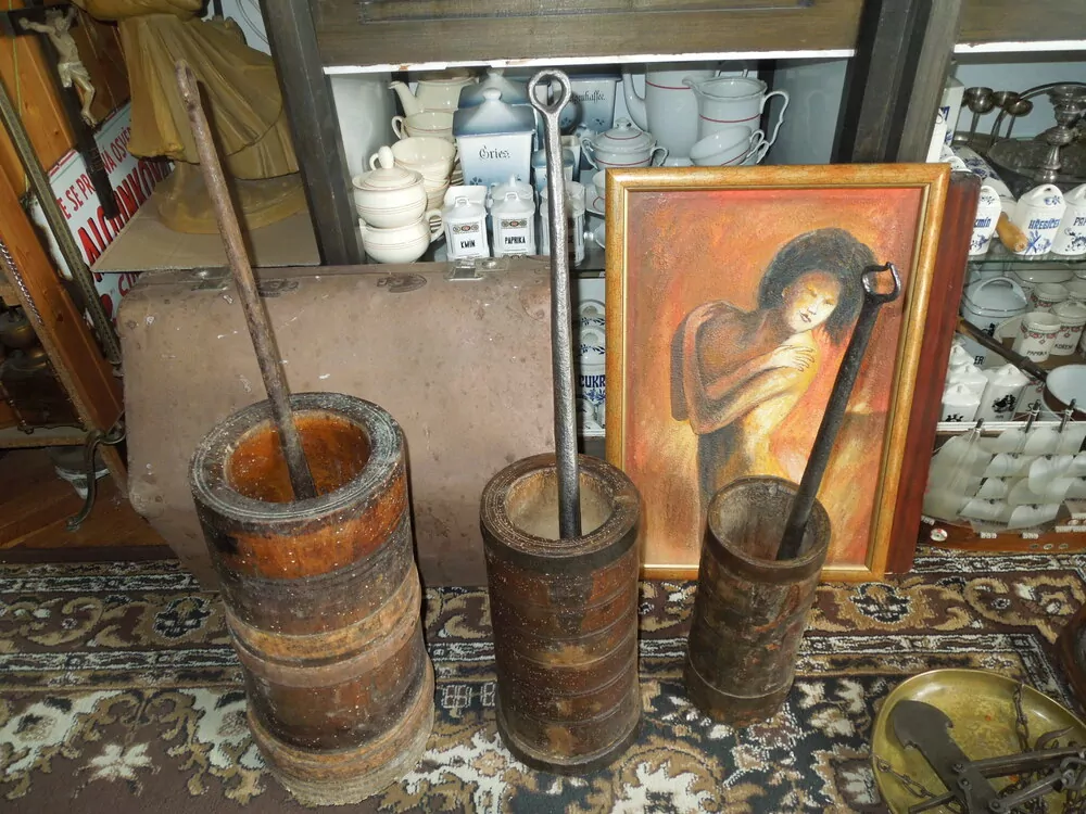 DŘEVĚNÝ HMOŽDÍŘ, TLOUK