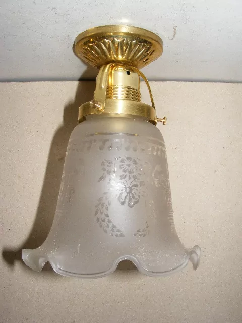 LAMPIČKA NA ZEĎ NEBO STROMPNICE 