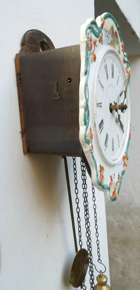 HODINY NÁSTĚNNÉ DVOUZÁVAŽOVÉ PORCELÁNOVÉ, PORCELÁNKY