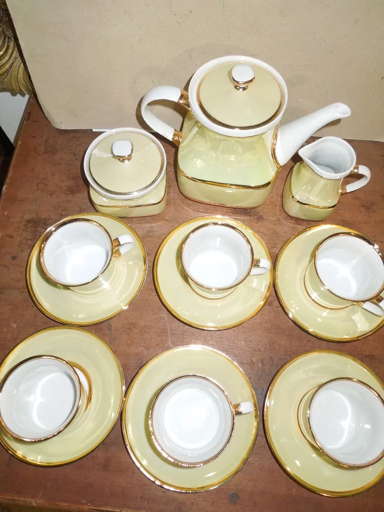 ČAJOVÁ ( KÁVOVÁ) SOUPRAVA ČESKÝ PORCELÁN