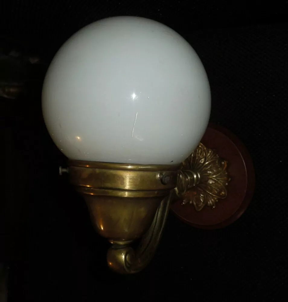 LAMPIČKA NA STĚNU 1 KS NÁSTĚNNÁ LAMPA