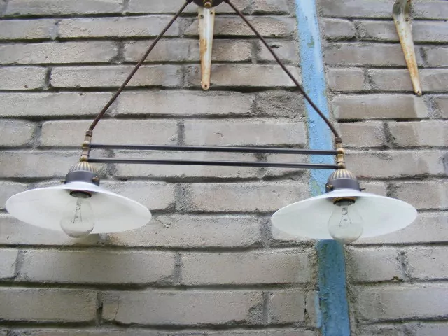 Lustr s 2 stínítky