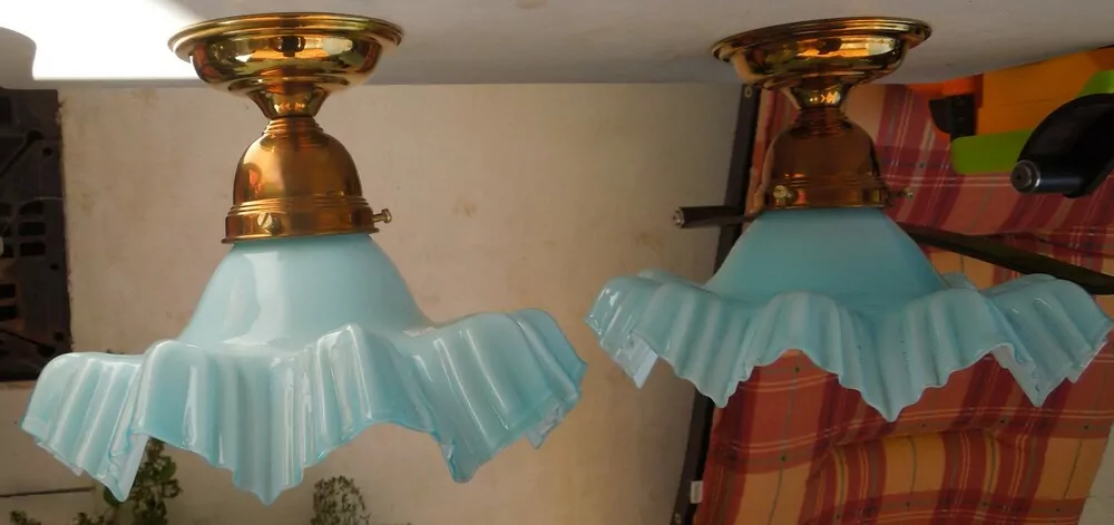 STAROŽITNOST STROPNICE 2 KS LUSTR STÍNÍTKO ŠIRM 