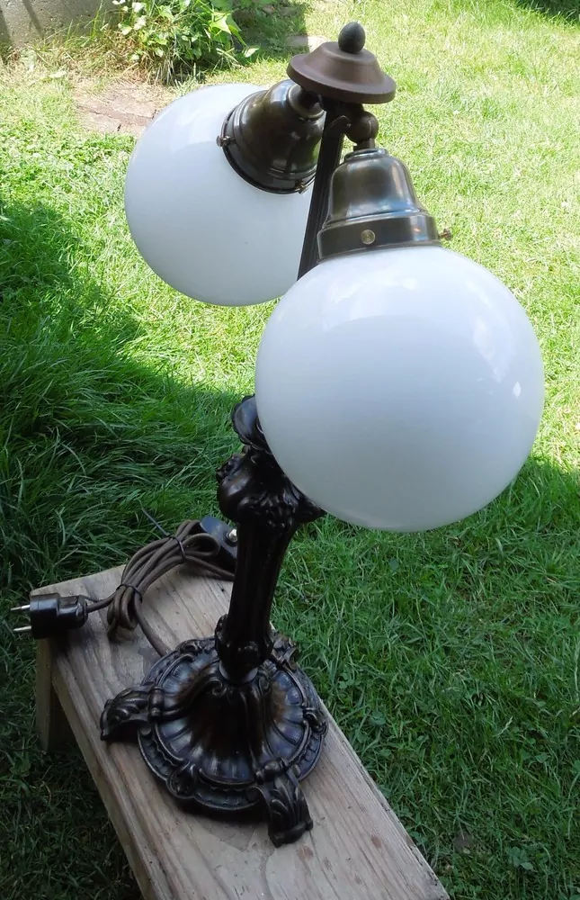 STOLNÍ LAMPA NASTAVOVACÍ