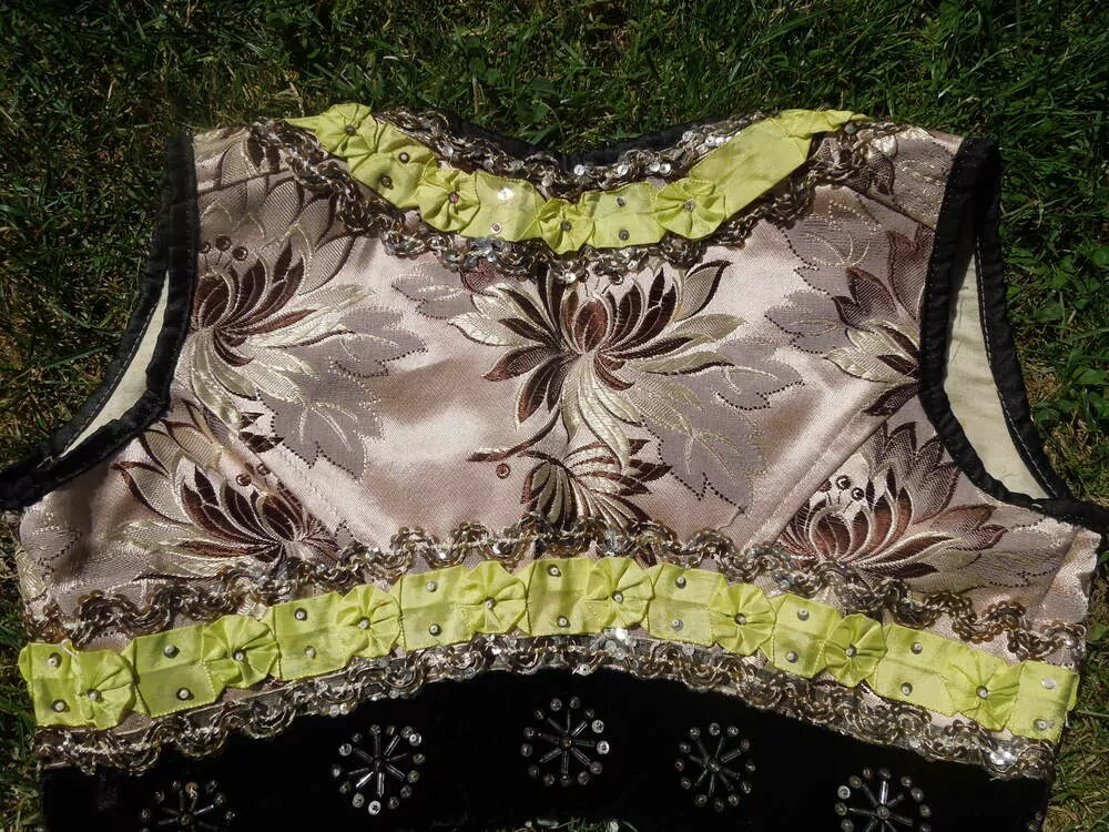 KROJ KORDULKA KE KROJI DÍVČÍ UHERSKO-BRODSKO