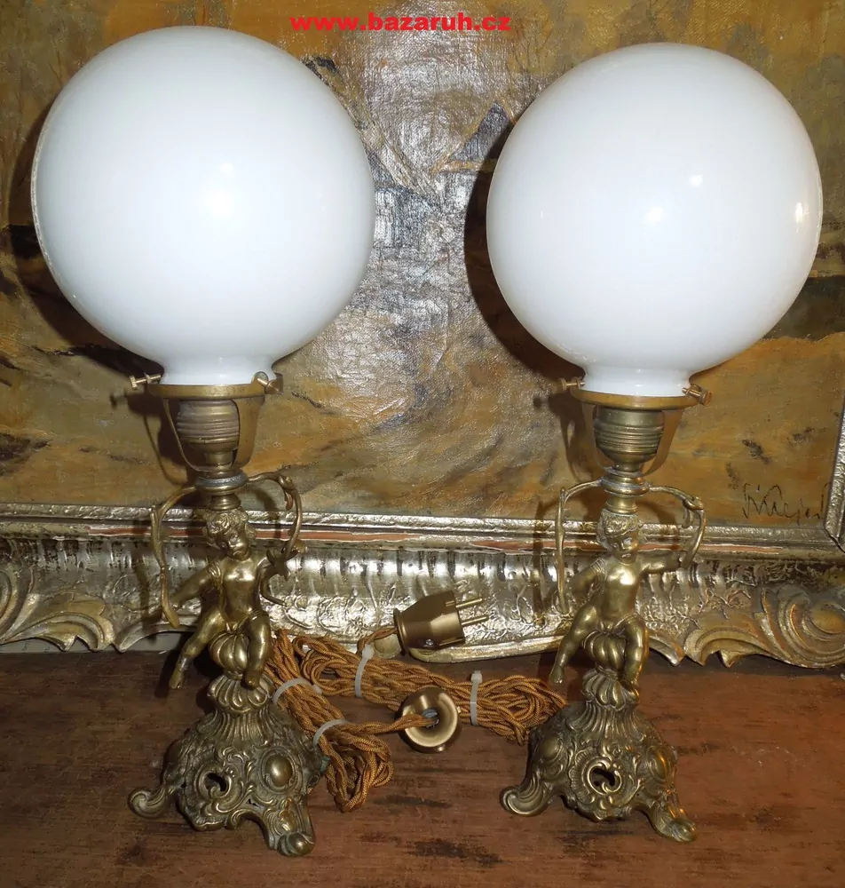 STAROŽITNÁ LAMPA FIGURÁLNÍ LAMPIČKA  2 KS