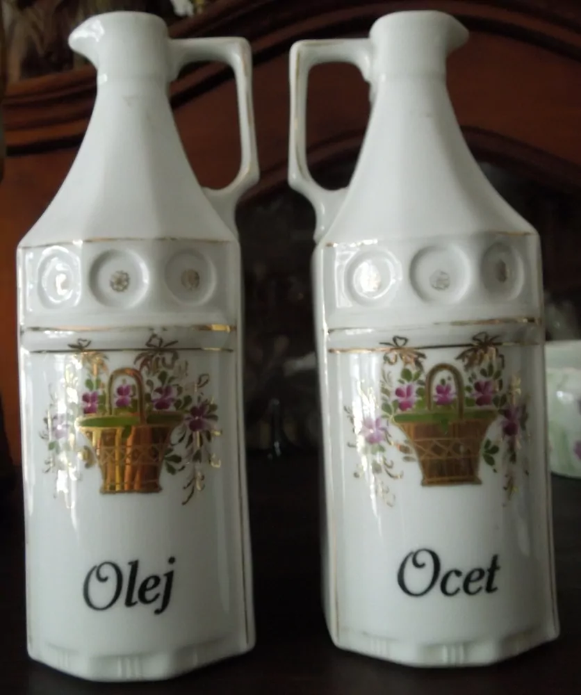 PORCELÁNOVÉ DOZY KOŘENKY OLEJ - OCET