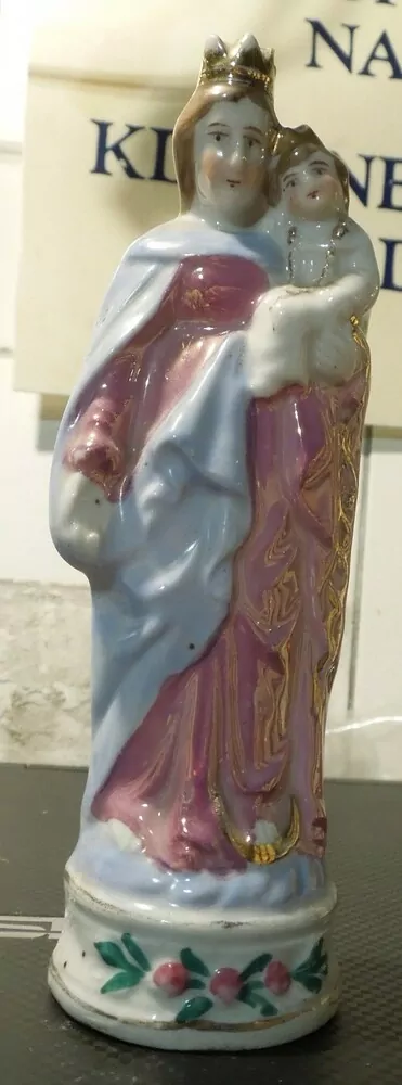 SOCHA SVATÁ PORCELÁN 14 CM