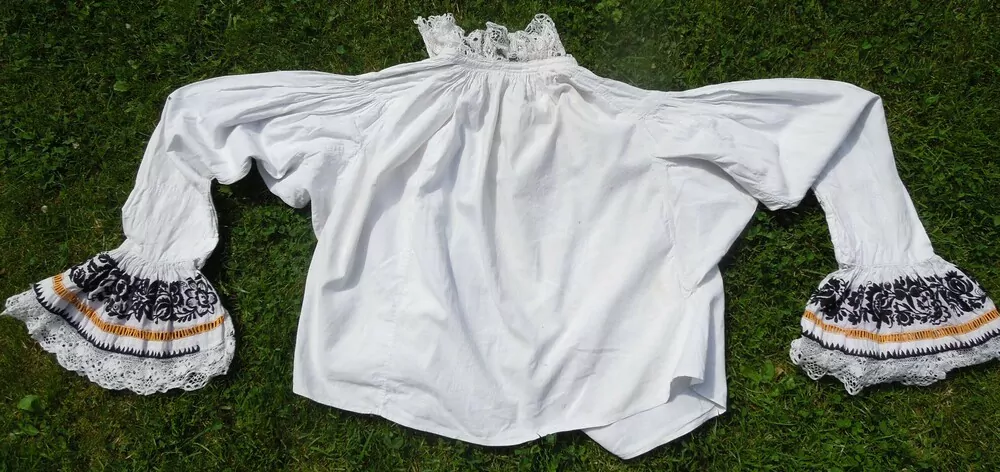 KROJ RUKÁVCE KE KROJI DÁMSKÉ