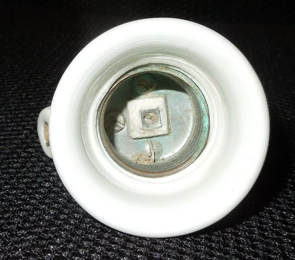 Porcelánové světlo objímka závěstná