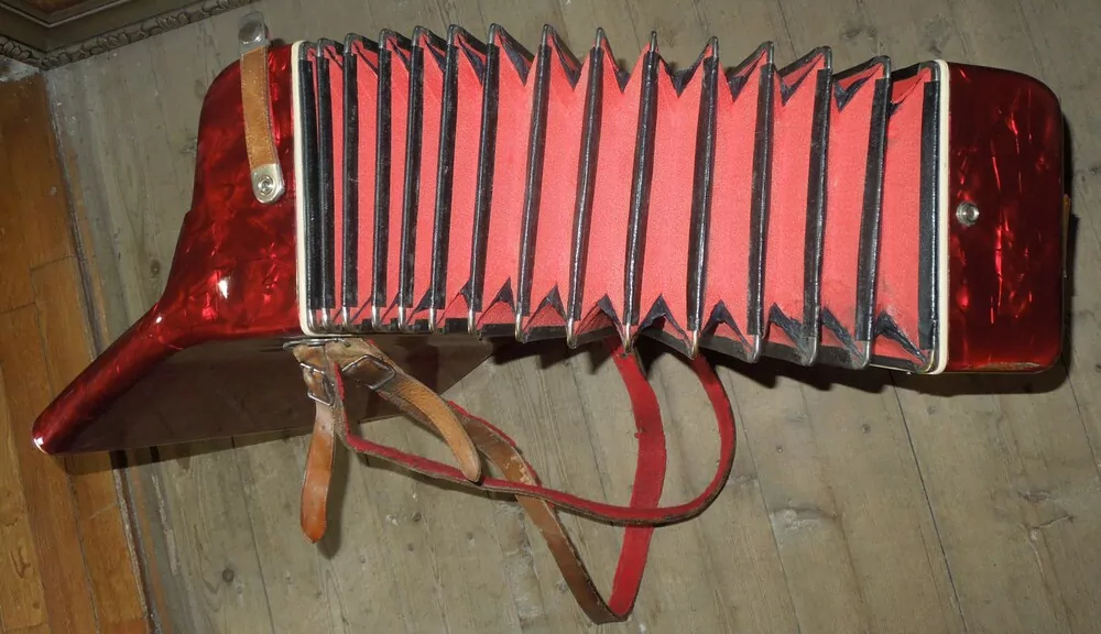HARMONIKA Lignatone
