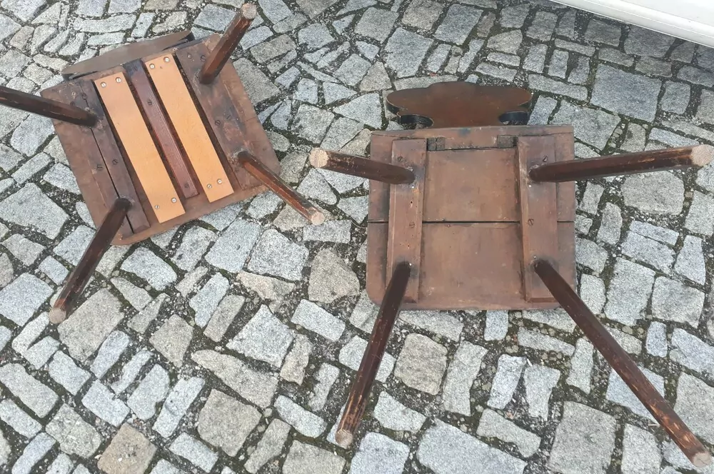 Starožitné židle s intarzii 2 KS