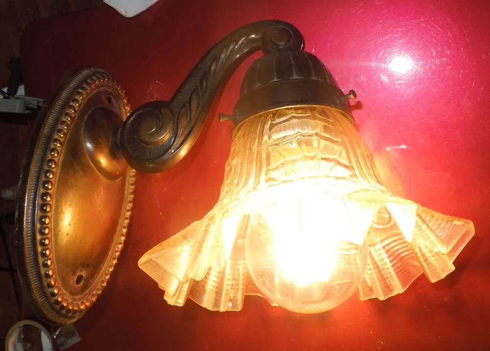 LAMPIČKA NA STĚNU 1 KS NÁSTĚNNÁ LAMPA