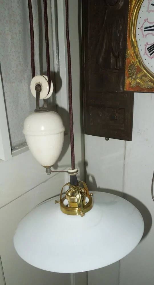 STAROŽITNÝ LUSTR STAHOVACÍ, STAHOVAČKA