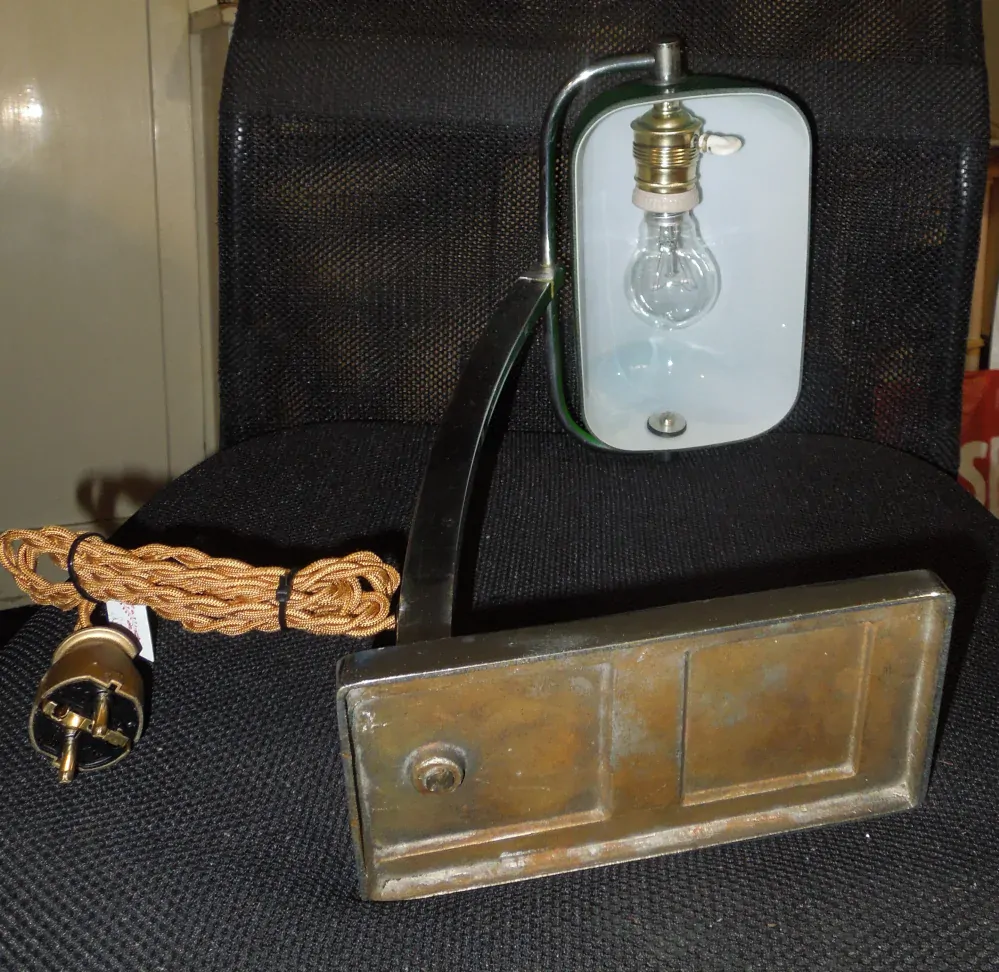 STAROŽITNÁ STOLNÍ LAMPA chrom BANKOVNÍ ELEKTRICKÁ BANKÉŘKA