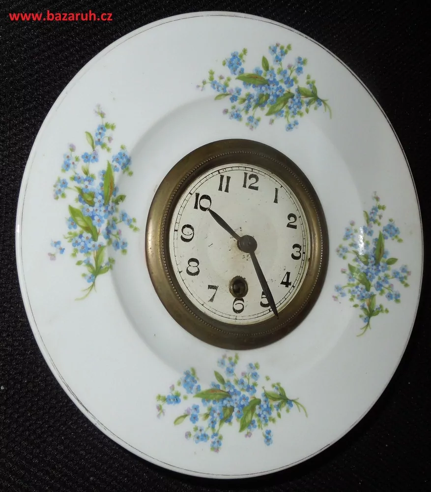 HODINY PORCELÁNOVÉ KUCHYŇSKÉ MOTIV POMNĚNKY