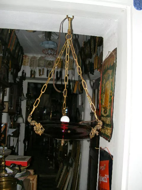 STAROŽITNÝ LUSTR ČERVNÉ SKLO RUBÍNOVÉ ??