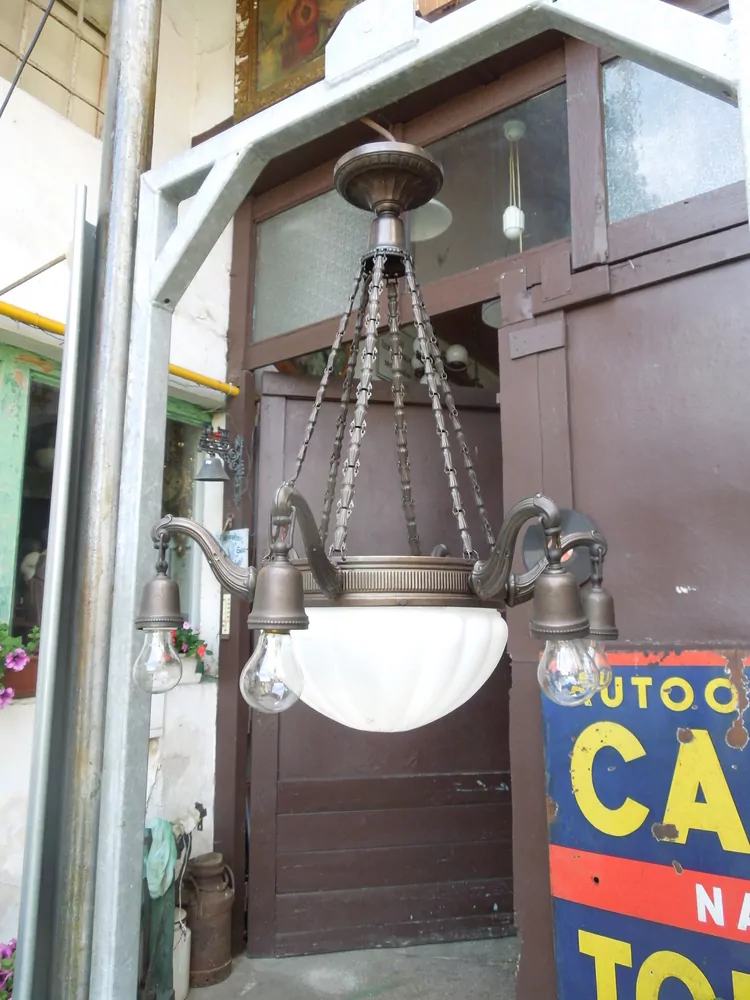 KRÁSNÝ LUSTR SECESE