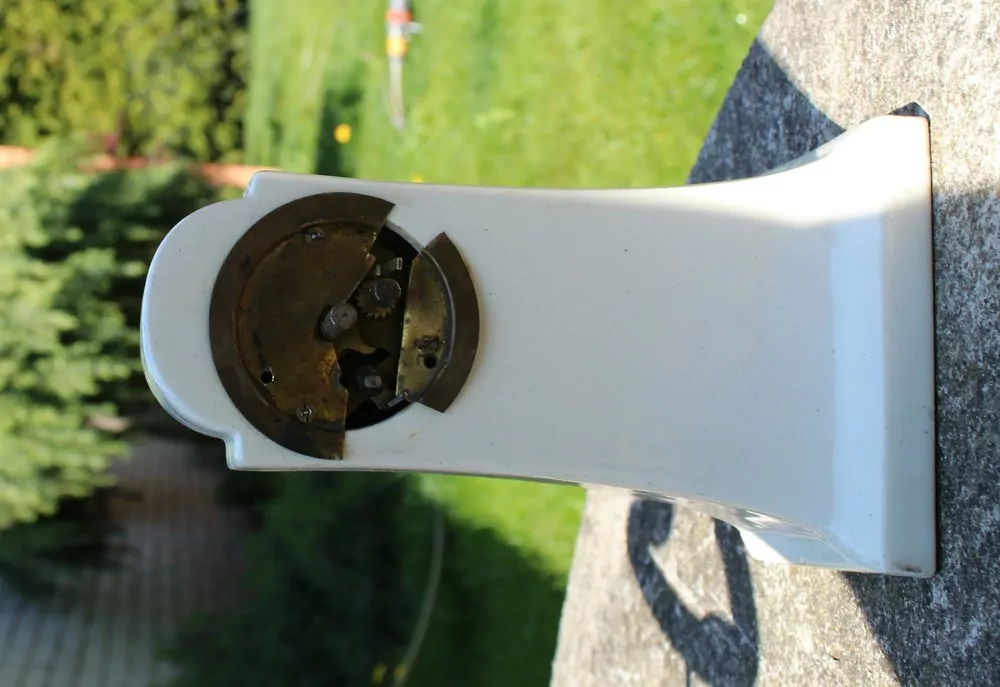 HODINY STOLNÍ KRBOVÉ PORCELÁNOVÉ JETEL, ČTYŘLÍSTEK