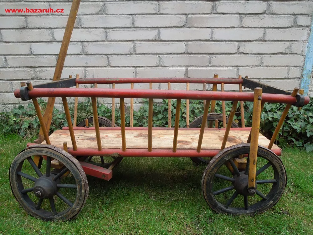 MALÝ ŽEBŘIŇÁK , VOZÍK , DEKORACE