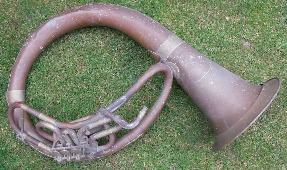 Dechové nástroje - STAROŽITNÁ TRUBKA - TUBA