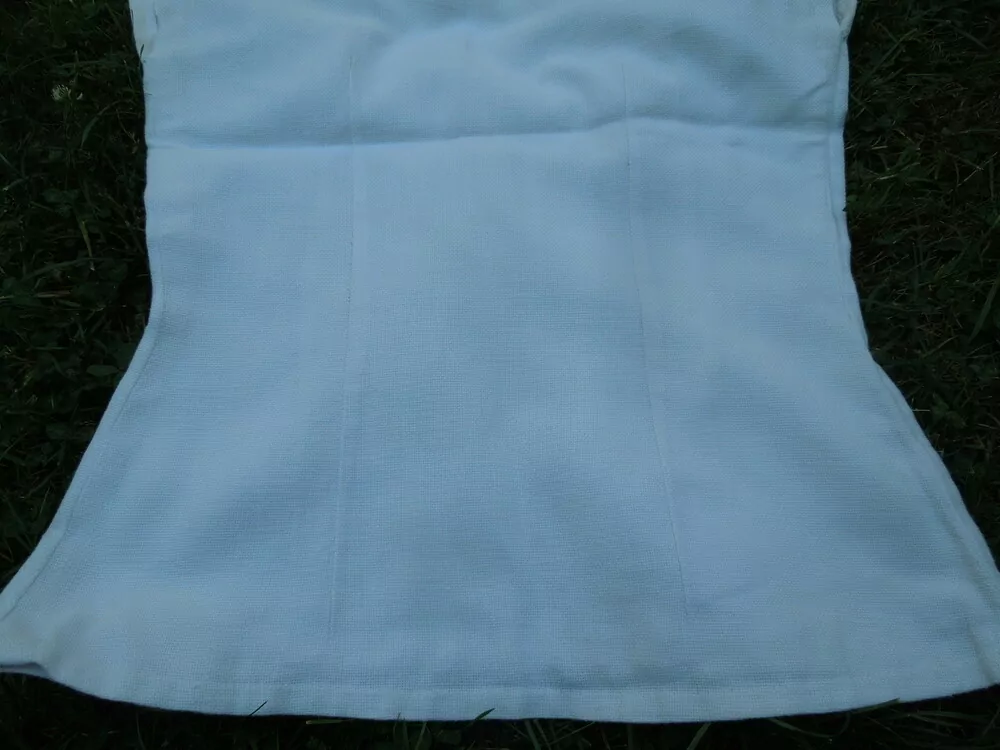 KROJ TRIČKO - FOLKLORNÍ MOTIV