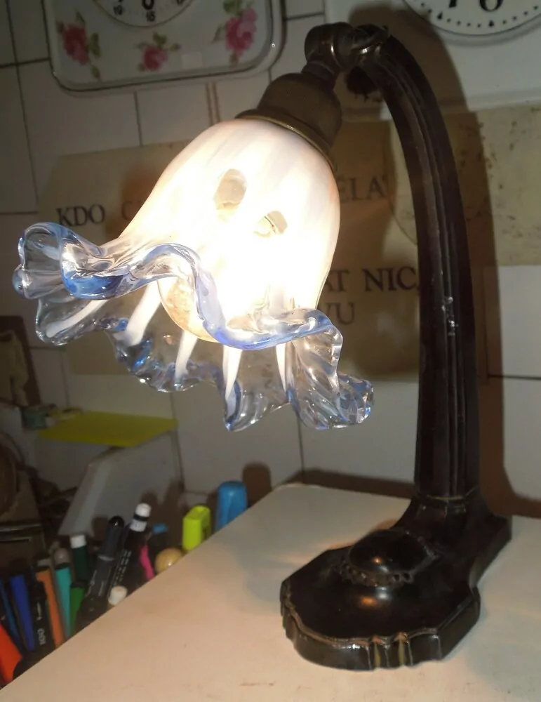 STAROŽITNÁ STOLNÍ LAMPA ELEKTRICKÁ 