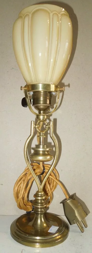 LAMPIČKA STOLNÍ MOSAZNÁ