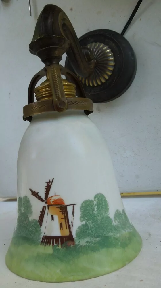 LAMPA NÁSTĚNNÁ LAMPIČKA