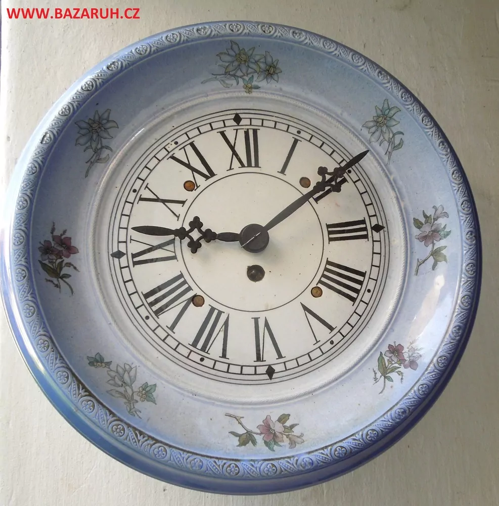 STAROŽITNÉ HODINY PORCELÁNOVÉ KUCHYŇSKÉ KVĚTINY
